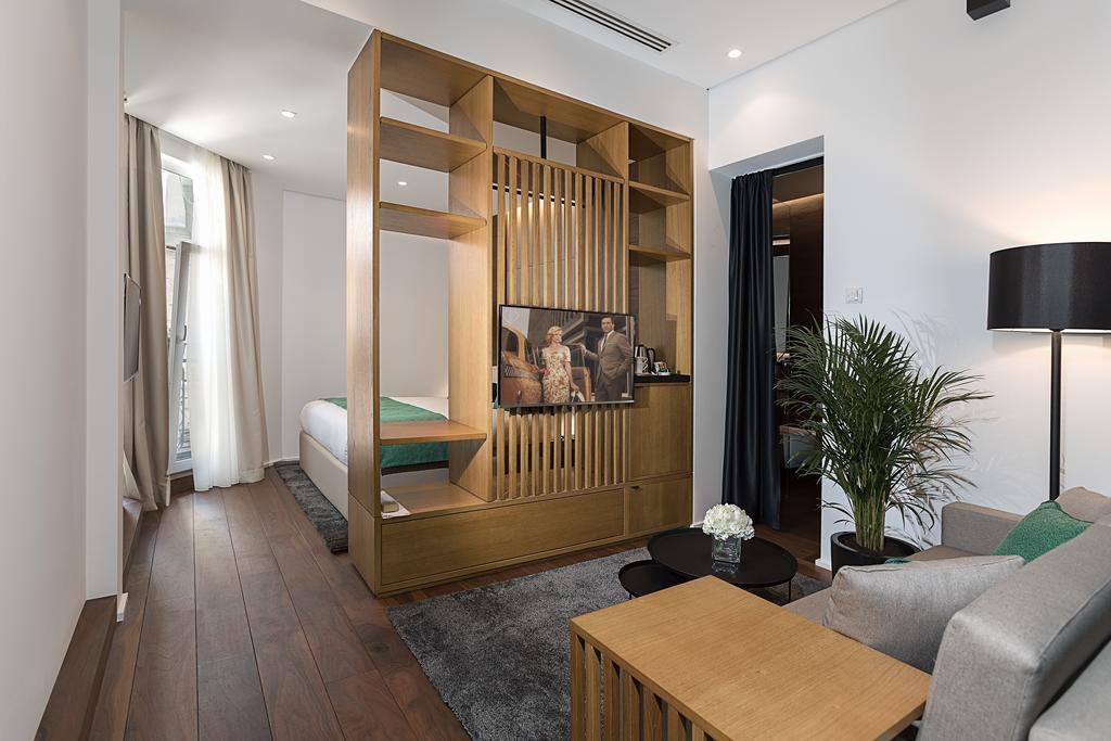 Dominic Smart & Luxury Suites - Parliament Belgrado Buitenkant foto