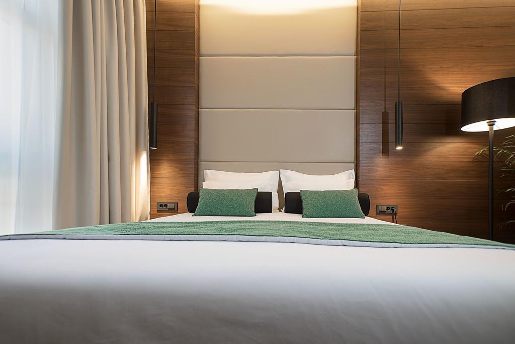 Dominic Smart & Luxury Suites - Parliament Belgrado Buitenkant foto