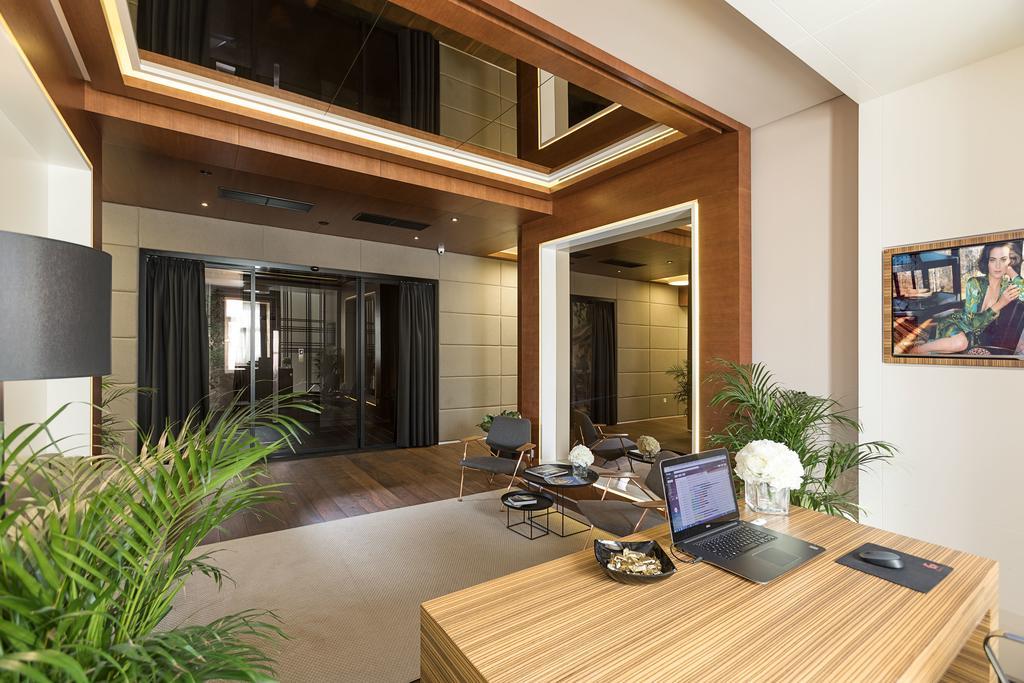 Dominic Smart & Luxury Suites - Parliament Belgrado Buitenkant foto